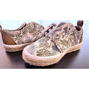 Crazy 8 Toddler Tropical Slip-On Shoe Little Boy Size 7 No Lace Beach Resortwear
